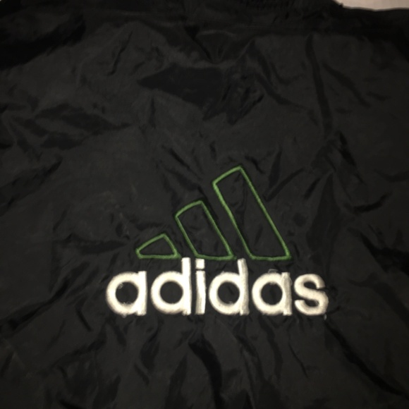 Vintage Adidas WindBreaker - Logo W/ 3 Stripes - Picture 7 of 7